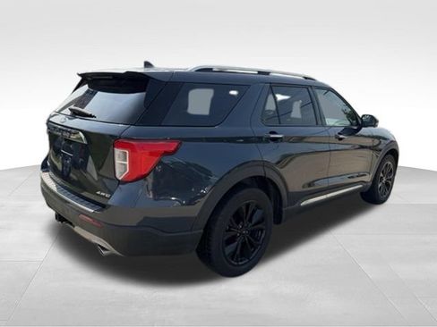Used 2022 Ford Explorer Limited w/ Class IV Trailer Tow Package AWD/4WD image 10