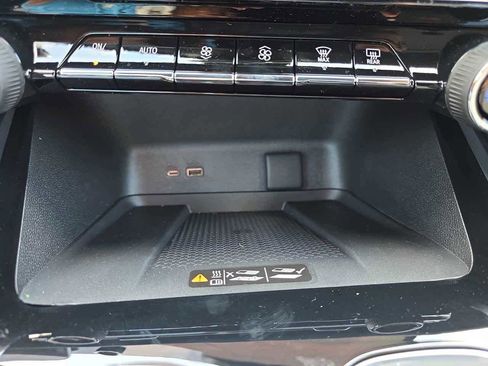 New 2026 Chevrolet Traverse Z71 w/ Driver Confidence Package image 24