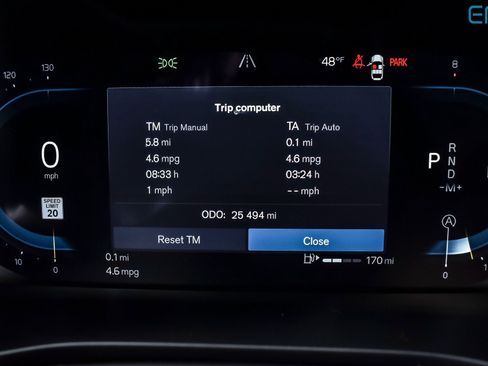 Used 2024 Volvo XC40 B5 Ultimate w/ Protection Package Premier image 19