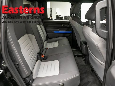 Used 2025 Toyota Tacoma TRD Off-Road AWD/4WD image 21