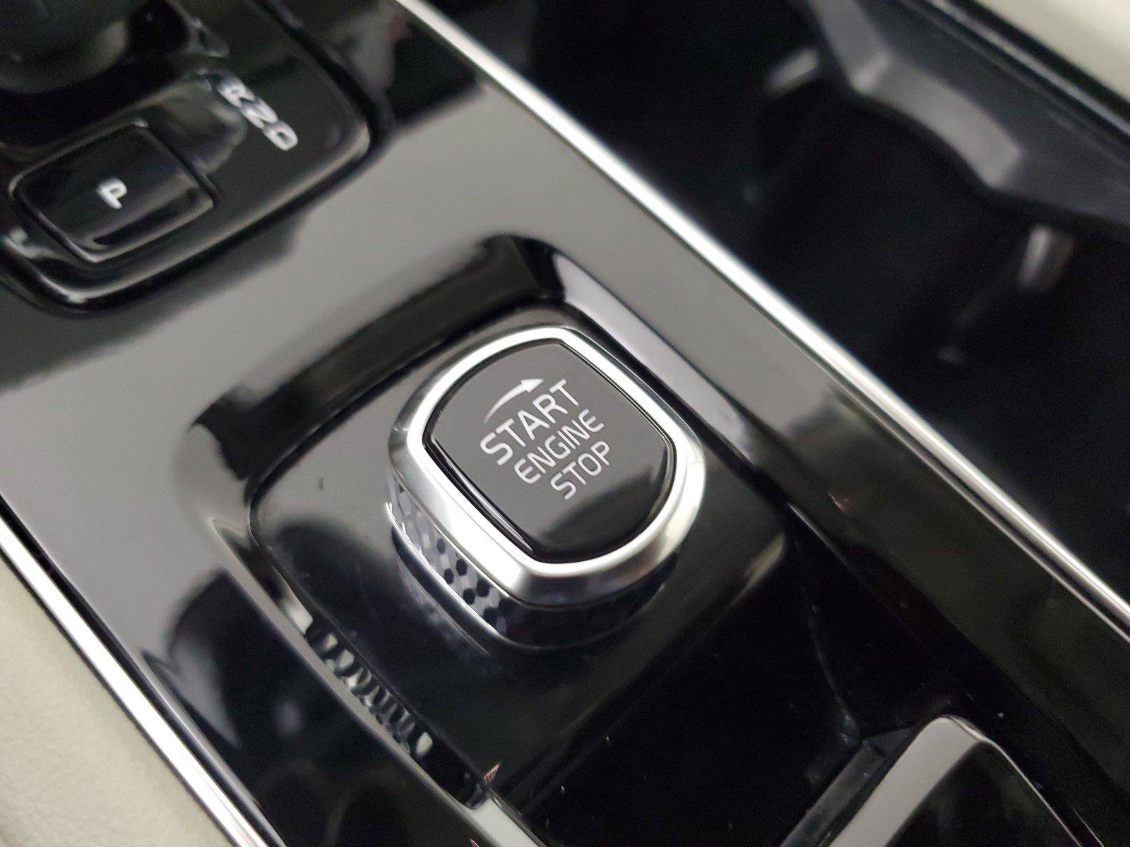 Certified 2026 Volvo XC90 B6 Ultra AWD/4WD image 34