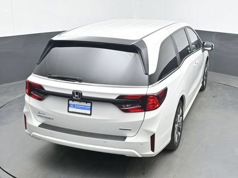 Used 2025 Honda Odyssey Touring image 39