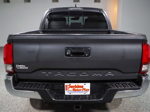 Used 2021 Toyota Tacoma SR5 image 8