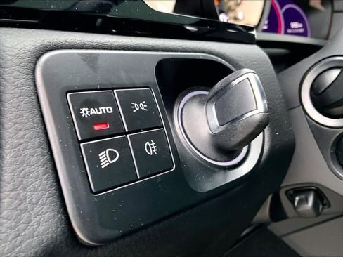 Used 2023 Porsche Cayenne image 59