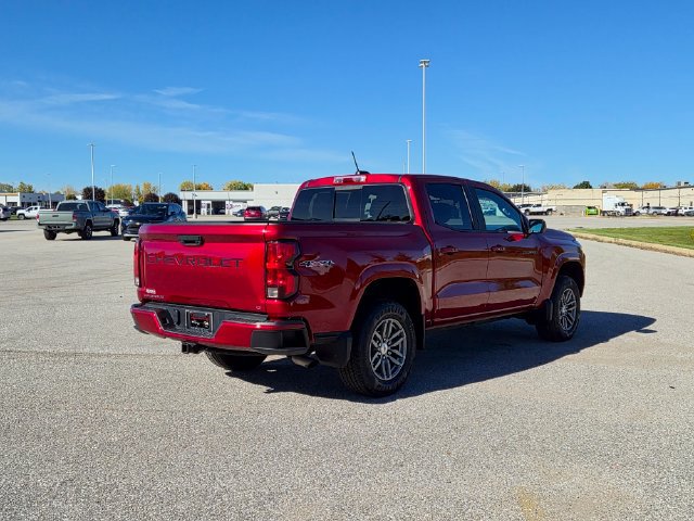Used 2024 Chevrolet Colorado LT w/ LT Convenience Package II AWD/4WD image 5