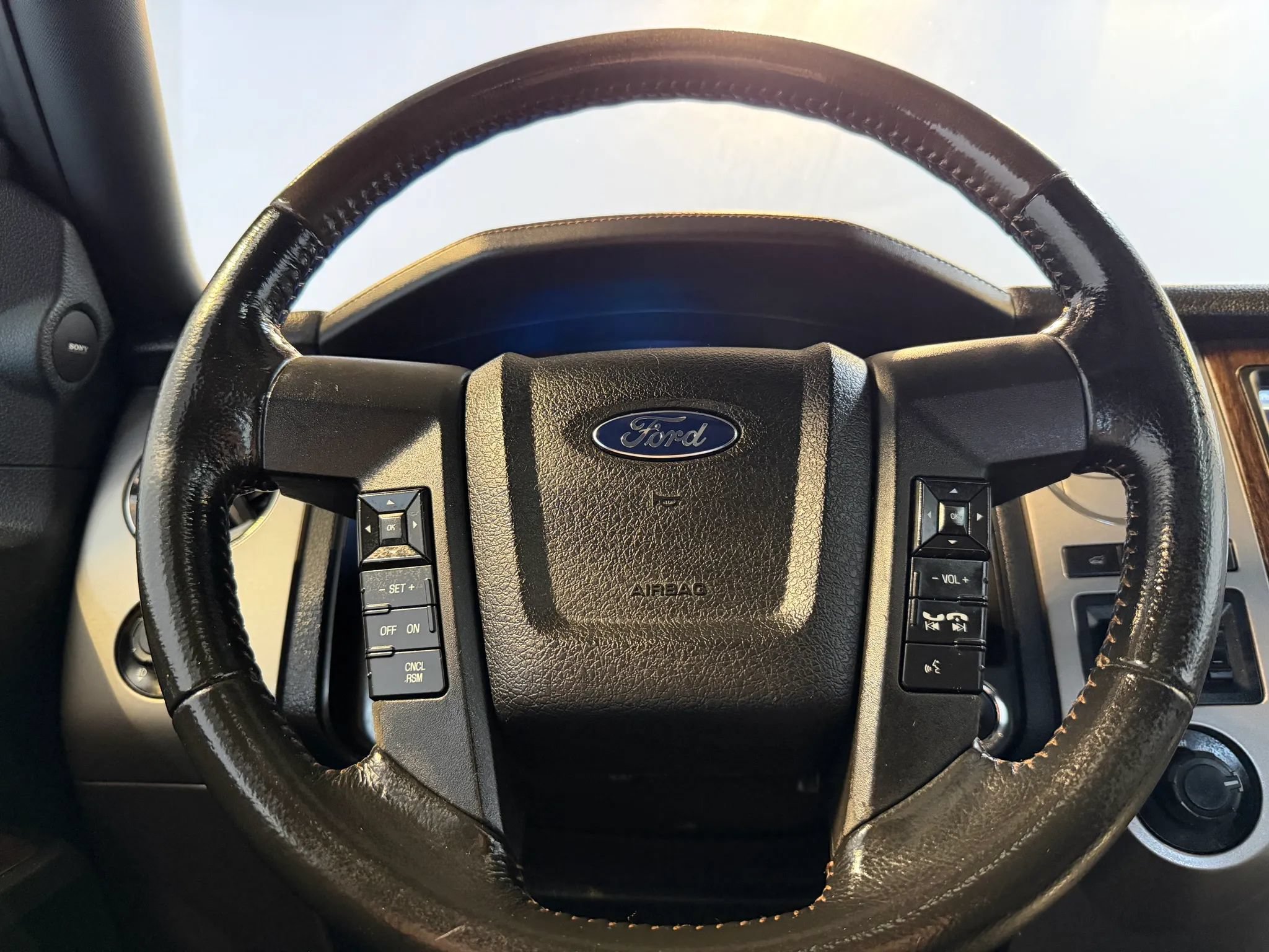 Used 2015 Ford Expedition King Ranch AWD/4WD image 13
