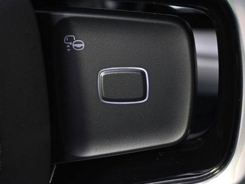 New 2026 Lincoln Navigator Reserve AWD/4WD image 34