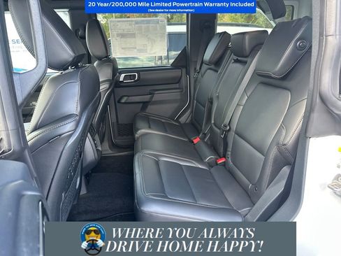 New 2025 Ford Bronco Badlands image 22