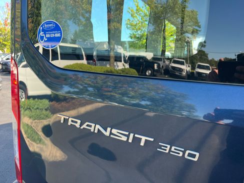 Used 2017 Ford Transit 350 XL image 24