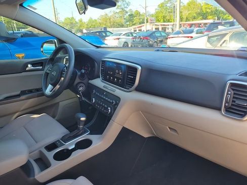Used 2020 Kia Sportage LX w/ LX Popular Package FWD image 32