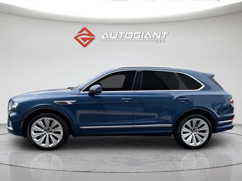 Used 2023 Bentley Bentayga AWD/4WD image 4