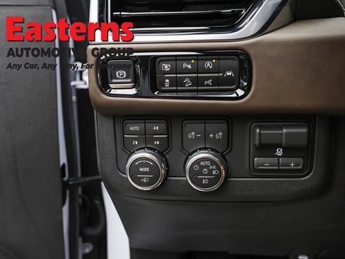 Used 2026 GMC Yukon XL Denali Ultimate AWD/4WD image 19