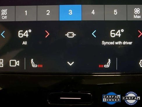 Used 2025 Volvo XC40 B5 Plus image 49