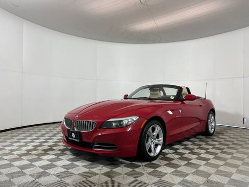 Used 2010 BMW Z4 sDrive35i image 3