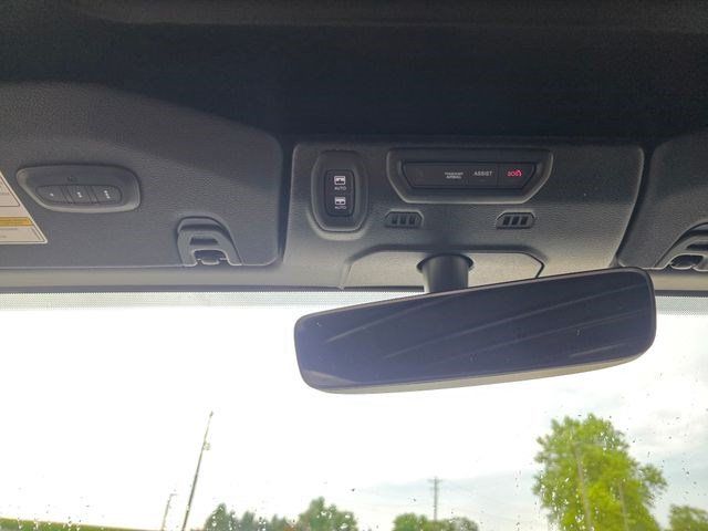 Used 2023 Jeep Wrangler Unlimited w/ Sun & Screen Package AWD/4WD image 39
