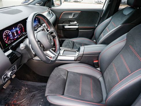 Certified 2025 Mercedes-Benz GLA 250 image 18