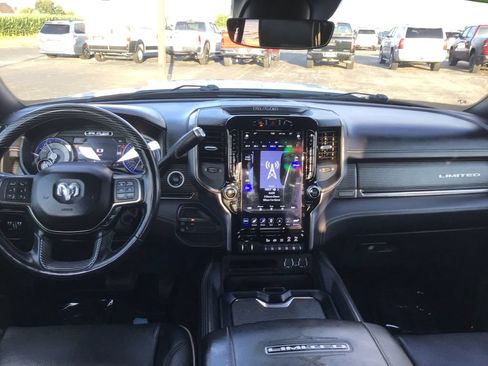 Used 2020 RAM 3500 Limited AWD/4WD image 22