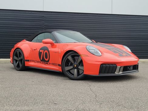 Certified 2026 Porsche 911 GTS RWD image 11