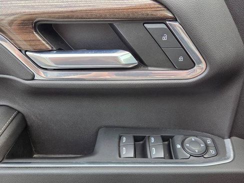 Used 2022 Chevrolet Silverado 1500 LT Trail Boss w/ Convenience Package II image 42