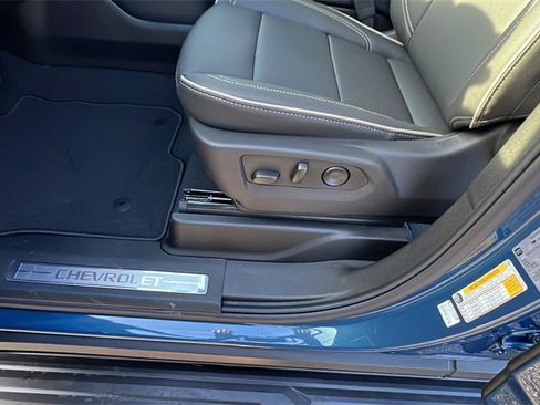 New 2026 Chevrolet Suburban Premier w/ Sun And Tow Package image 14