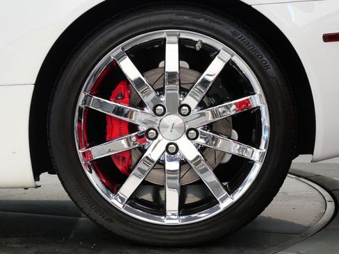 Used 2008 Aston Martin DB9 Volante RWD image 11