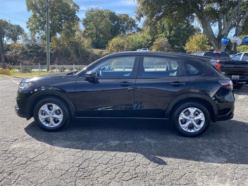 Used 2023 Honda HR-V LX image 4