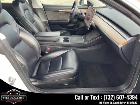 Used 2023 Tesla Model 3 Standard Range RWD image 18