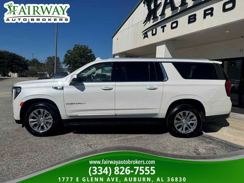 Used 2023 GMC Yukon XL Denali w/ LPO, Floor Liner Package RWD image 9