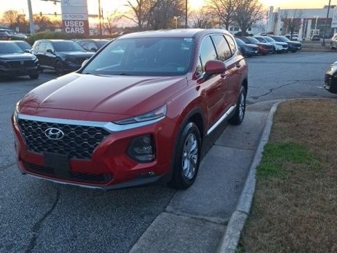 Used 2020 Hyundai Santa Fe SEL image 3