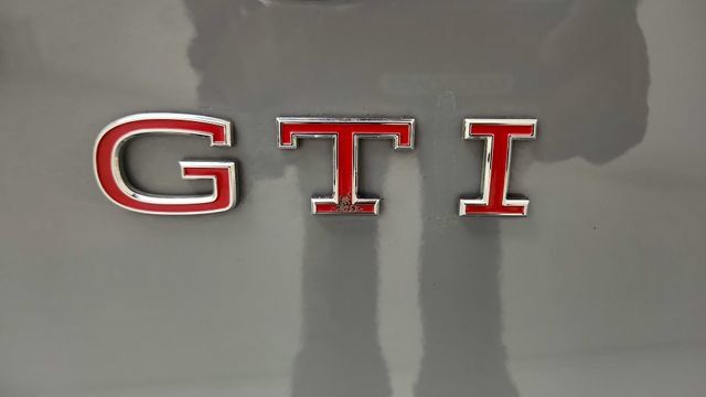 Used 2025 Volkswagen GTI SE FWD image 32