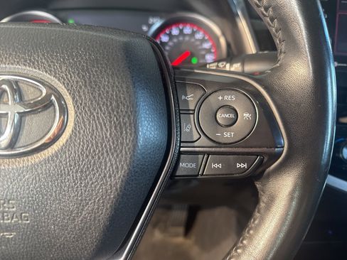 Used 2023 Toyota Camry XSE image 21