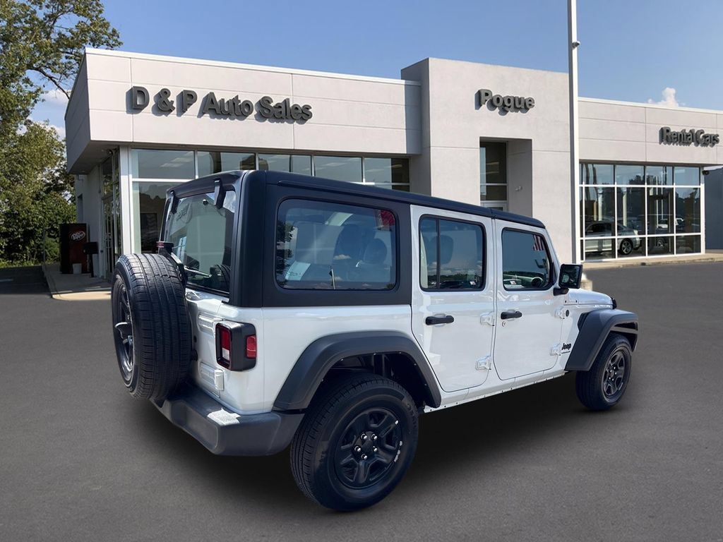 Used 2024 Jeep Wrangler Unlimited Sport AWD/4WD image 2