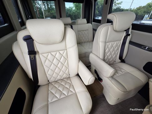 Used 2023 RAM ProMaster 2500 w/ Premium Convenience Group (B) FWD image 9