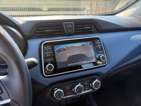 Used 2025 Nissan Versa SV FWD image 22