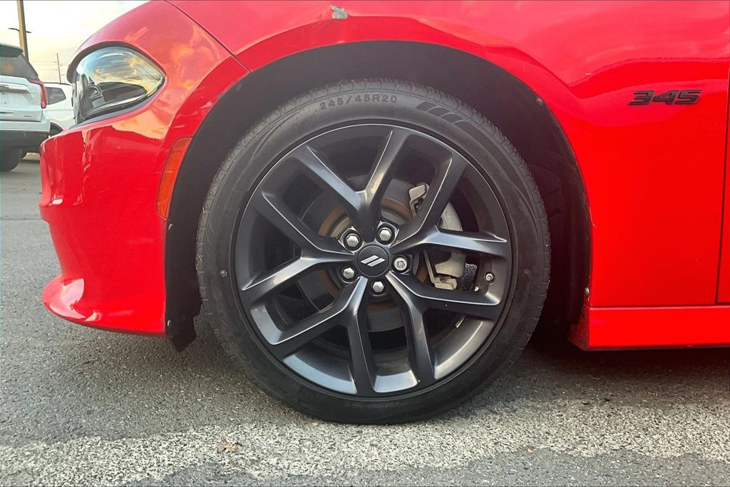 Used 2023 Dodge Charger R/T w/ Blacktop Package RWD image 2
