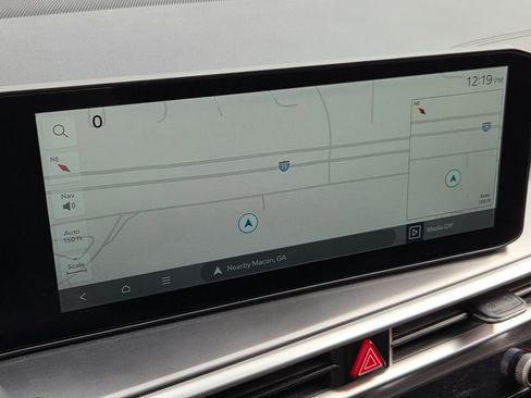 Used 2025 Kia Sorento S w/ Panoramic Sunroof Package image 17