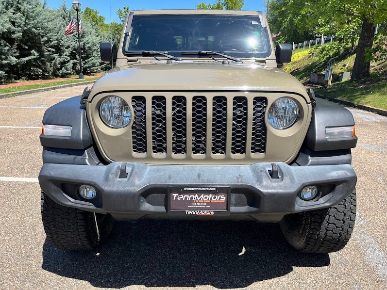 Used 2020 Jeep Gladiator Sport w/ Quick Order Package 24S AWD/4WD image 29