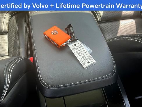 Used 2023 Volvo S90 T8 Ultimate w/ Lounge Package image 13