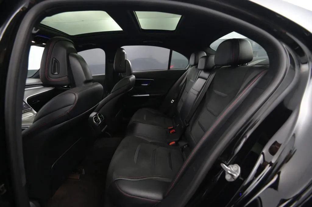 Used 2023 Mercedes-Benz C 43 AMG 4MATIC Sedan image 46
