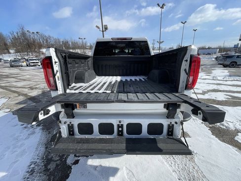 Certified 2020 GMC Sierra 1500 AT4 w/ Off-Road Performance Package image 24