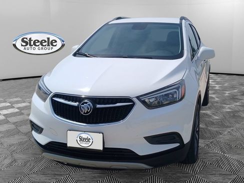Used 2022 Buick Encore Preferred AWD/4WD image 1