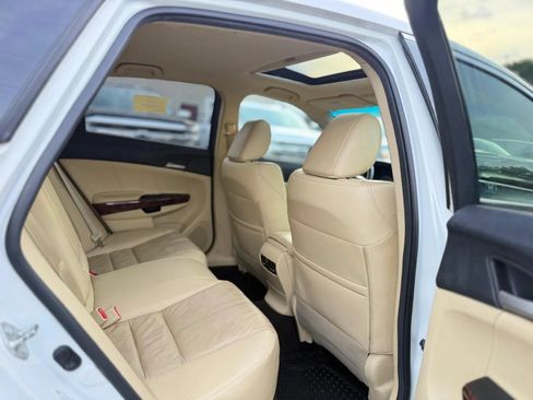 Used 2012 Honda Crosstour EX-L image 23