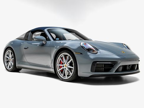 Used 2023 Porsche 911 Targa 4 GTS AWD/4WD image 5
