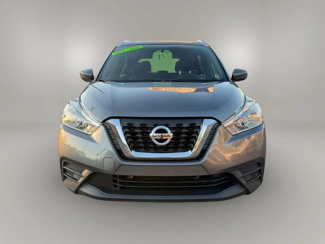 Used 2019 Nissan Kicks SV FWD image 3