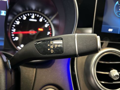 Used 2022 Mercedes-Benz GLC 300 4MATIC image 30