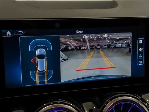 Used 2025 Mercedes-Benz GLA 250 image 26