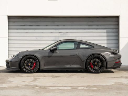 Certified 2022 Porsche 911 GT3 RWD image 2