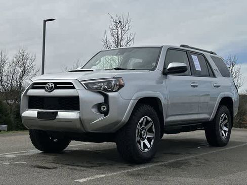 Used 2021 Toyota 4Runner TRD Off-Road image 18