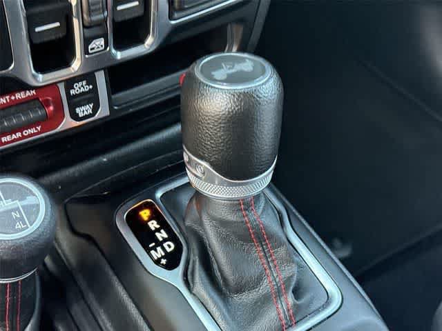 Used 2022 Jeep Wrangler Unlimited Rubicon AWD/4WD image 18