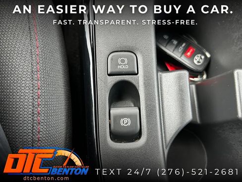Used 2024 Toyota Corolla SE FWD image 25